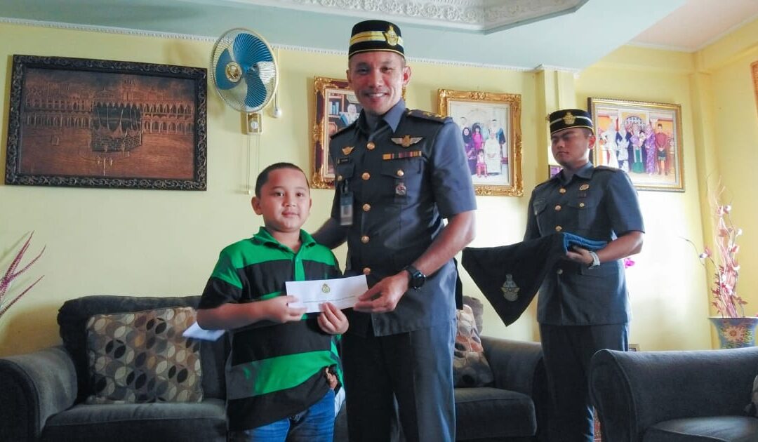 NO. 3 WING, OPERATIONS GROUP, RBAIRF HANDED OUT DONATIONS TO ORPHANS