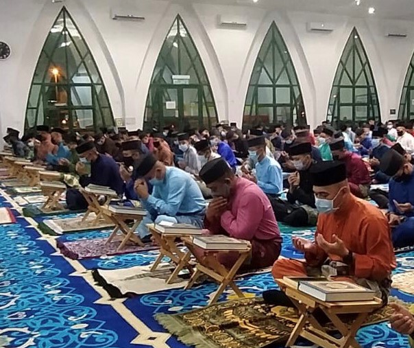 RBAirF HELD A DOA KESYUKURAN CEREMONY TO MARK THE 47TH BIRTHDAY OF HIS ROYAL HIGHNESS THE CROWN PRINCE
