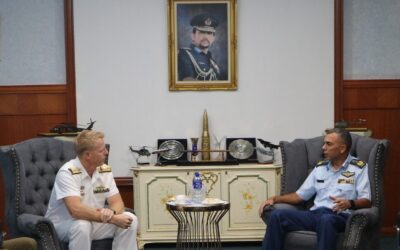 RBAirF COMMANDER RECEIVES FAREWELL CALL FROM THE AUSTRALIAN DEFENCE ADVISER IN REPUBLIC OF SINGAPORE ACCREDITED TO BRUNEI DARUSSALAM