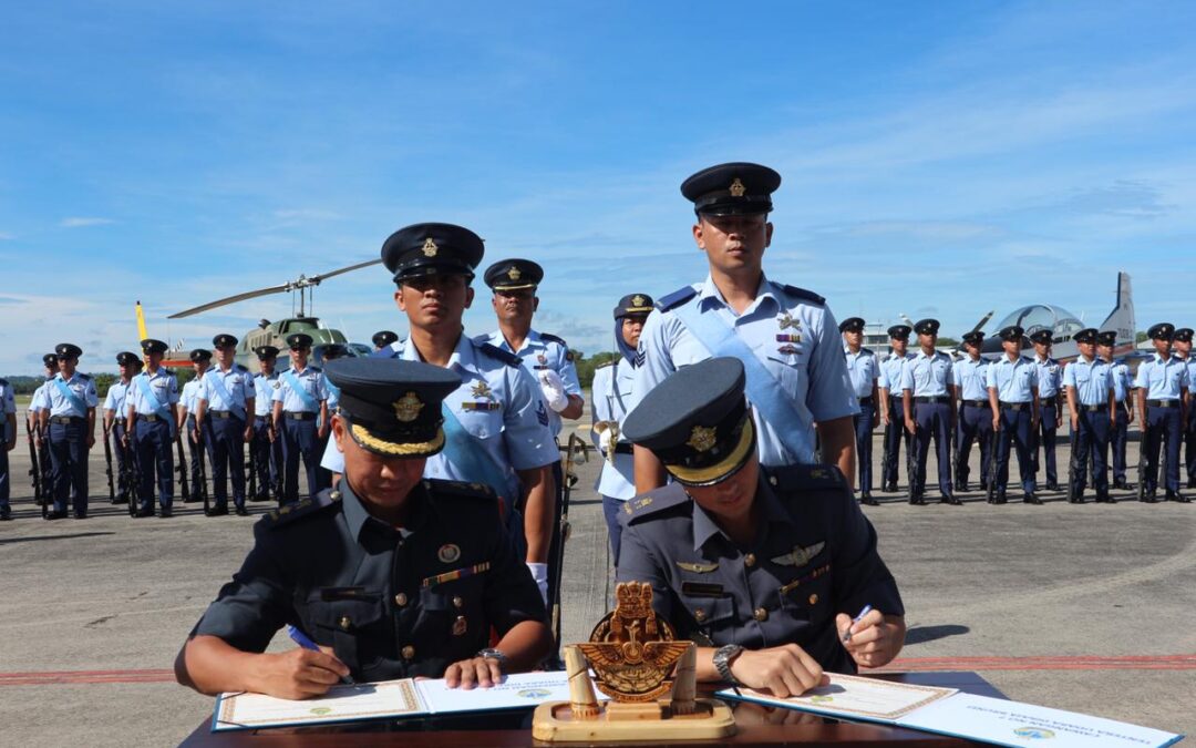 HANDOVER CEREMONY FOR WING COMMANDER OF NO. 7 WING