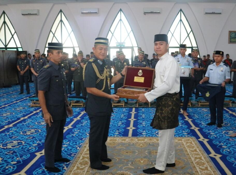 CEREMONY TO CELEBRATE THE CONVERSION OF RBAirF PERSONNEL