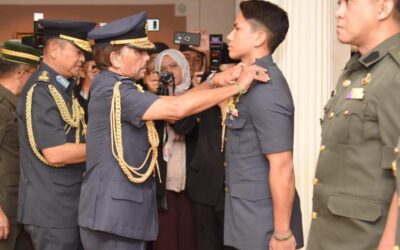 16 RBAirF OFFICERS RECEIVES PROMOTION INSIGNIAS