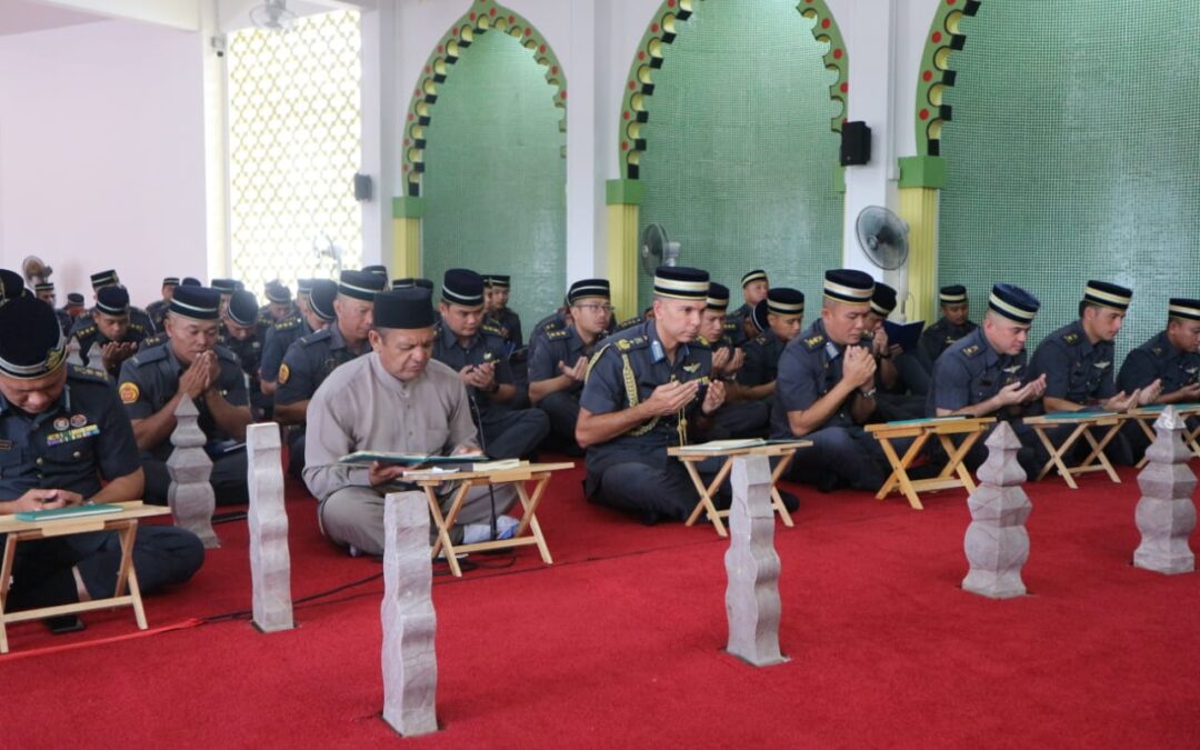 RBAirF HELD SURAH YAASIN AND TAHLIL RECITATION AT ROYAL MAUSOLEUM BUILDING IN CONJUNCTION WITH RBAirF 55TH ANNIVERSARY