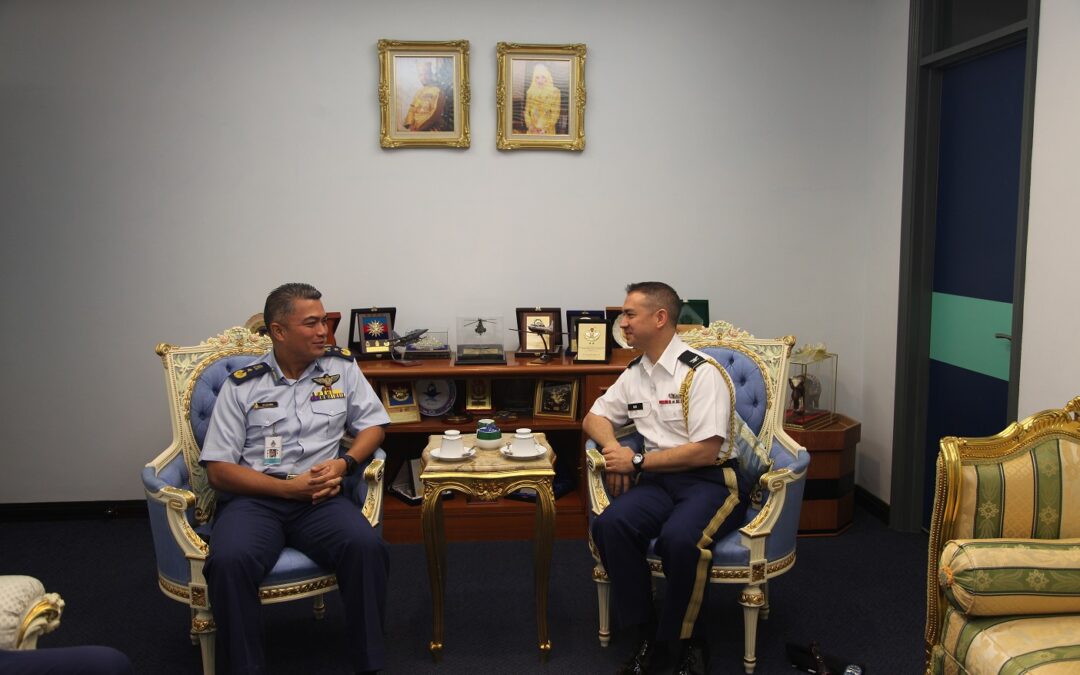 COMMANDER OF THE ROYAL BRUNEI AIR FORCE RECEIVED FAREWELL CALL FROM DEFENCE ATTACHE UNITED STATES OF AMERICA