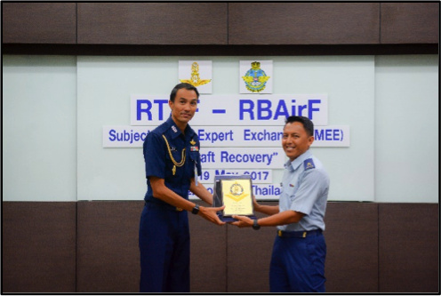 RBAirF ATTENDED ITS 1ST SUBJECT MATTER EXPERT EXCHANGE (SMEE) PROGRAM ON AIRCRAFT RECOVERY WITH RTAF